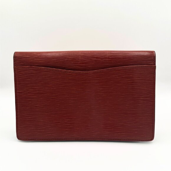 •SOLD•Louis Vuitton Epi Leather Clutch 27 in Cognac Brown - Picture 2 of 11